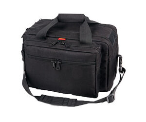 Bulldog Cases BULLDOG XLRG RANGE BAG W/PSTL RUG