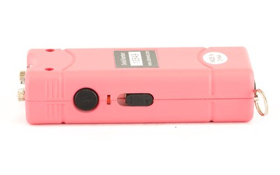 Sabre SABRE 3.8 MILLION VOLT STUN GUN PNK - Image 2